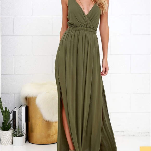 Lulus Dresses & Skirts - Worn only once LULUS maxi